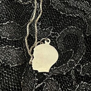 Elegant Silver Pendant Necklace